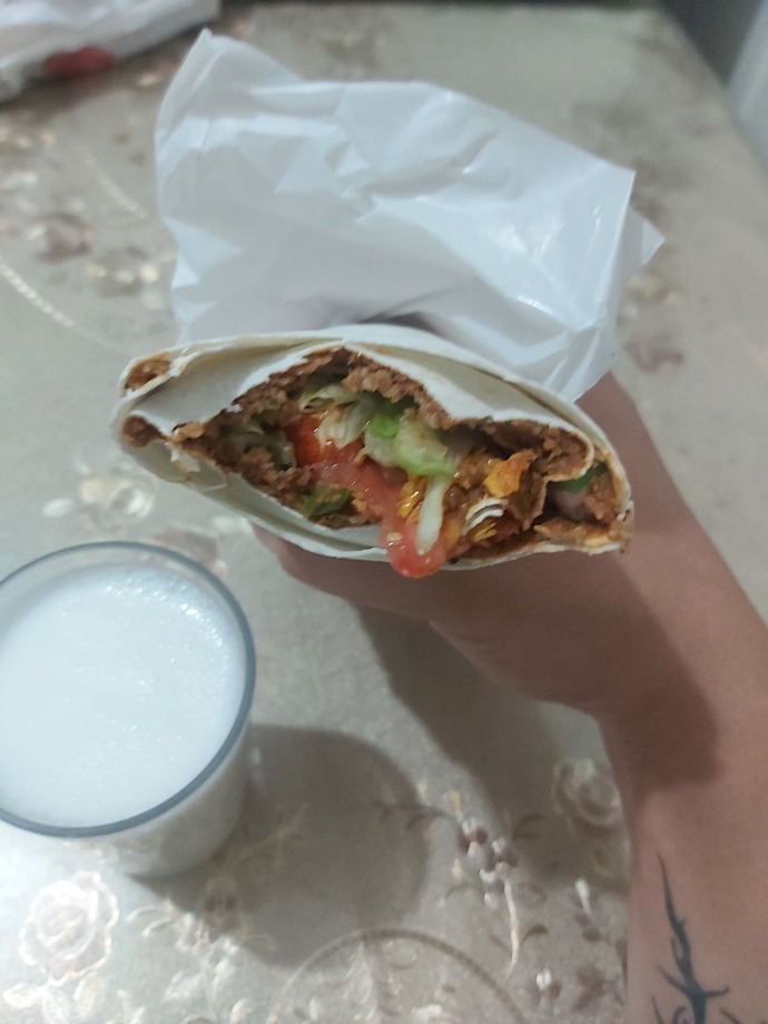 Akşam yemeğinde çiğ köfte yenir mi?