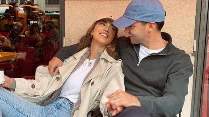 20 yaşına daha yeni girmiş bir erkek ciddi düşünmez mi?