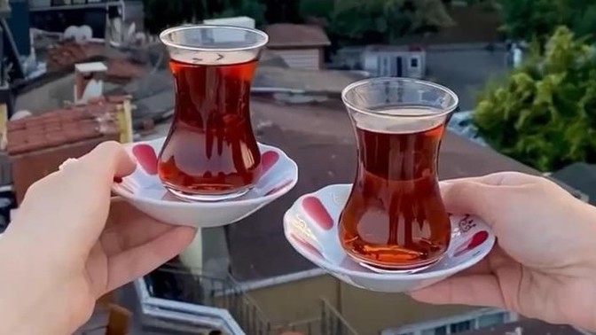 Çayı şekerli mi yoksa şekersiz mi içiyorsunuz?