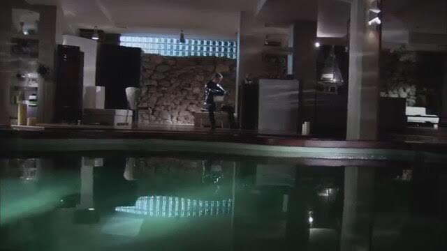 Evinizin salonunda havuz olsun ister miydiniz?