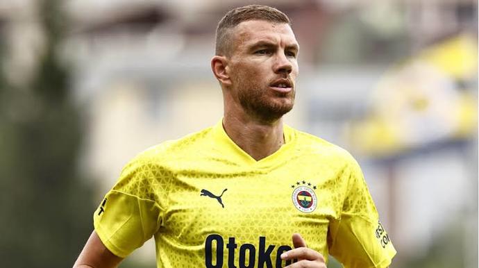 Bu sezon lige damgasını vuracak forvet kim olur?
