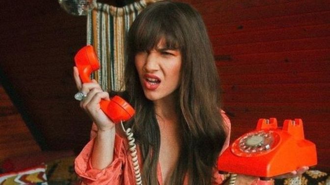 3 yıl sonra ciddi düşünüyorum diyerek gelen eski flörtüme şans vermeli miyim?