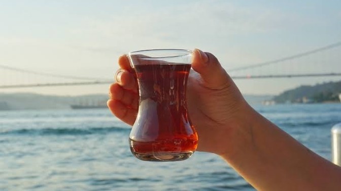 Çay tabağı artık demode mi oldu?