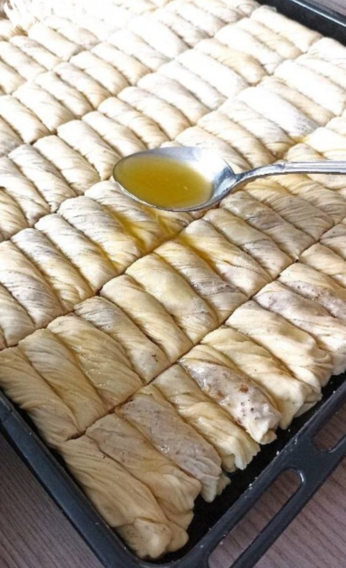 El açması cevizli burma baklava sever misiniz?