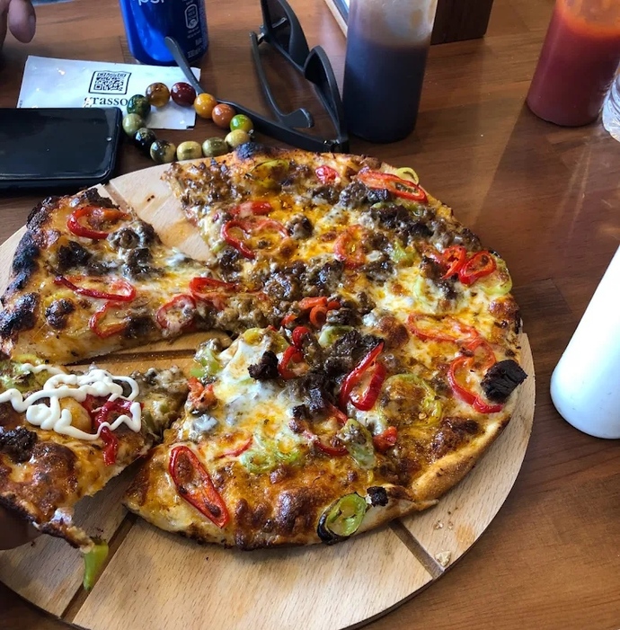 Bir pizzaya 500 tl verilir mi?