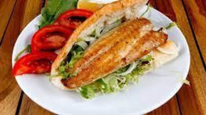 Balık ekmek mi yoksa köfte ekmek mi?