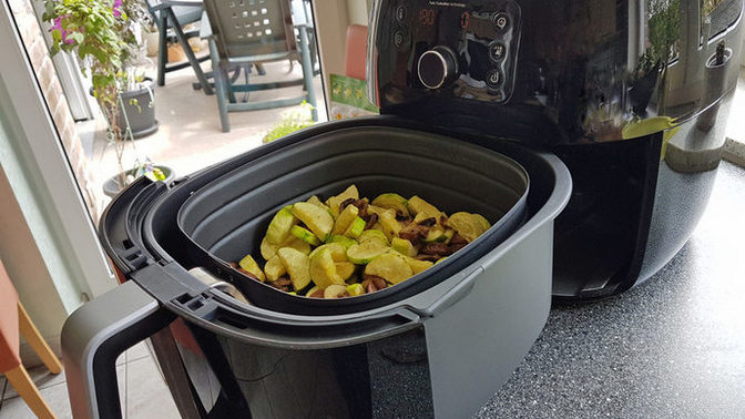 Airfryer mı yoksa mini fırın mı?