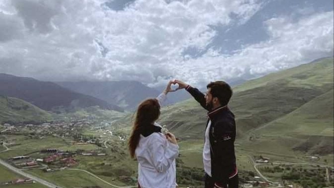 Kâlbinde geçmişi taşıyan biri kendisini deli gibi seven kişiden etkilenmekte zorlanır mı?