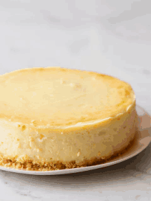 Dünya Cheesecake Günü'nde en sevdiğin cheesecake çeşidini söyleyip, "beraber yiyebiliriz" dediğin KScan'ı etiketler misin 🍰?