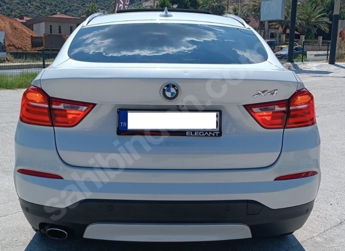 Hangi araba bilen var mı?