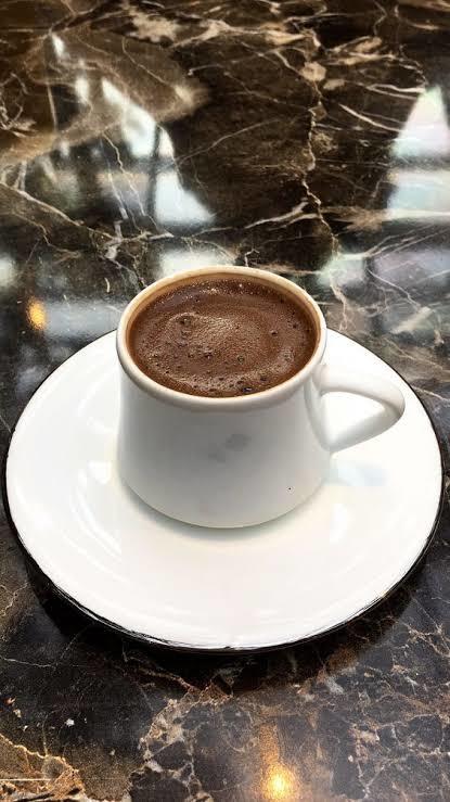 Kahveyi kahvaltı öncesi mi yoksa kahvaltı sonrası mı içersin?