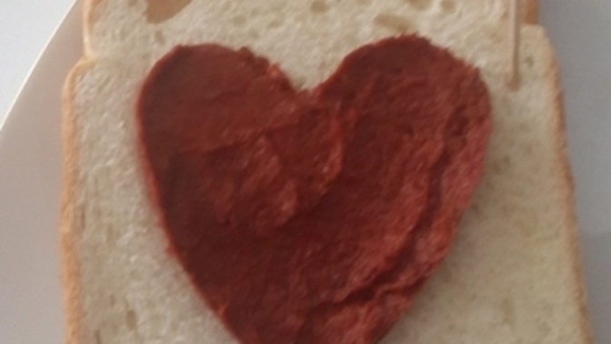Salçalı ekmek sever misiniz?