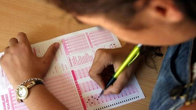 LGS 2. tercih sonuçları açıklandı! Çevrenizde istediği liseye yerleşen/yerleşemeyen var mı?