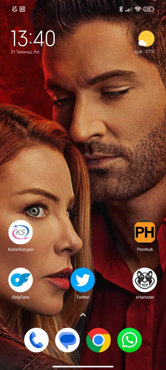Telefonun için kullandığın arkaplanda nedir?