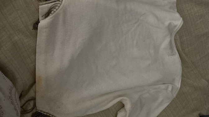 Beyaz kıyafetten pas lekesi nasıl çıkar?