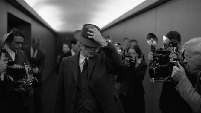 Oppenheimer'a gidilir mi?