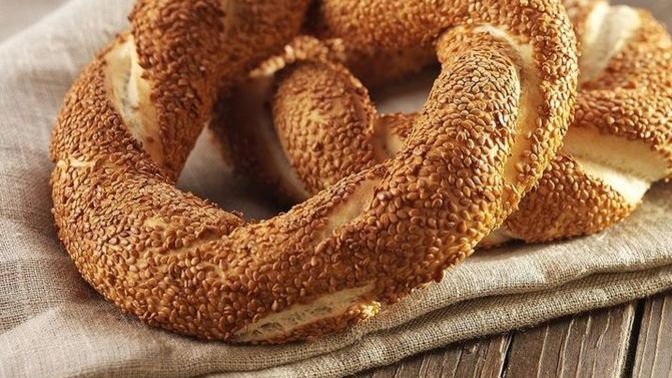 Ankara'da simit 10 lira oldu. Sizin orada kaç lira?