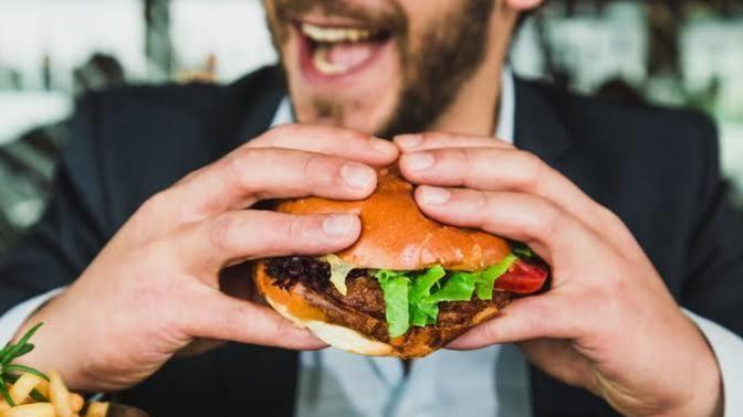 Senin için yemek yemek ne?