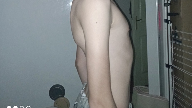 Arkadaşlar ben kambur muyum?