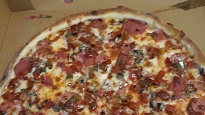 Pizza sever misin?