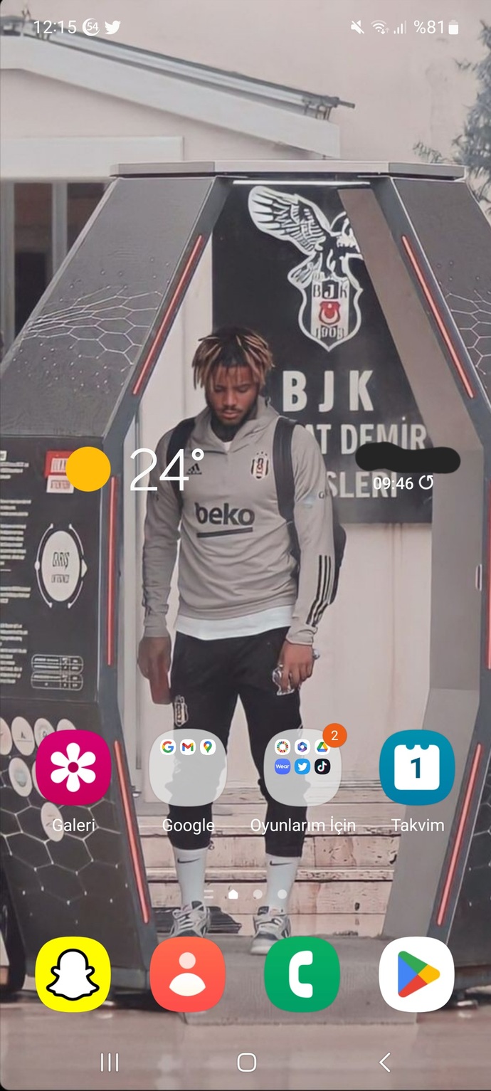 Sevdiklerinizin fotoğraflarını telefon ekran kilidi yapar mısınız?