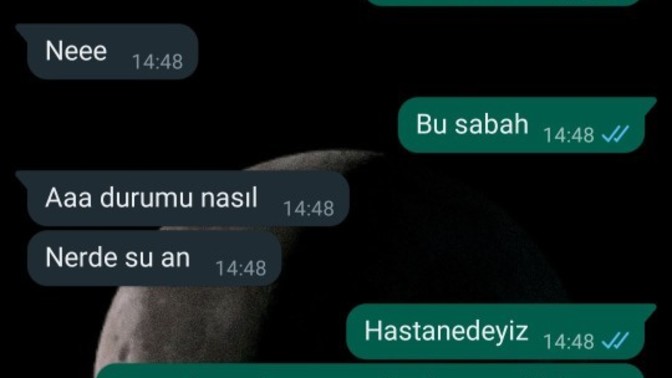 1 ay önce attım ona bu mesajı... Dakikalarca bakmadı mesaja, aramadı, yazmadı. Sevmiyor değil mi?