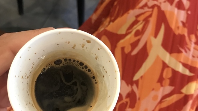 Ben size hangi kahveyi ısmarlardım söyleyeyim mi?