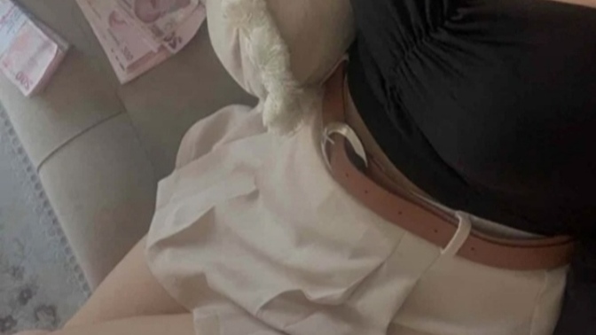 Sizce meslegimm nee tahmin edin sallayin bir şeyler?