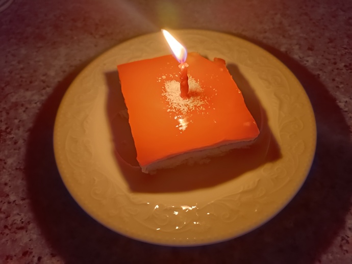 24 oldum🥳 doğum gününüzü kutlayan olur mu?