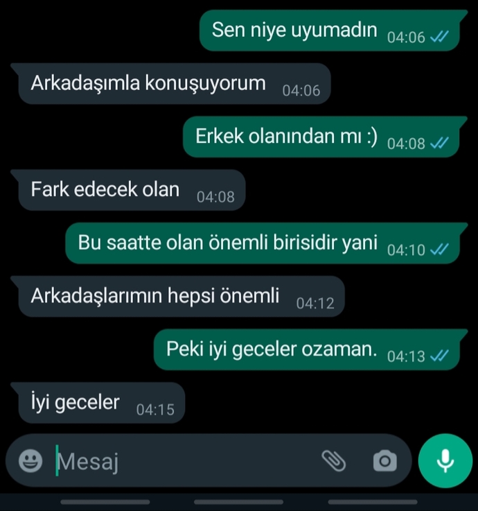 Kızlar, Böyle ikilemde bıraktı ne yapmam gerek?