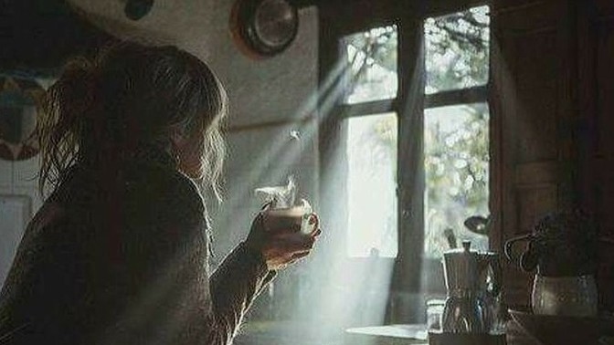 Üzerinden zaman geçmesine rağmen aniden aklınıza gelen ve sizi üzen anılarınız var mı?