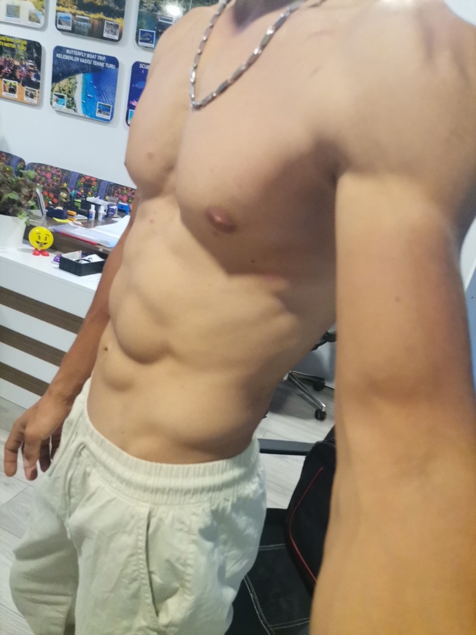 1.80 boyunda 92 kilo sporcu bir erkeğin kilosu çok mu yoksa normal mi?