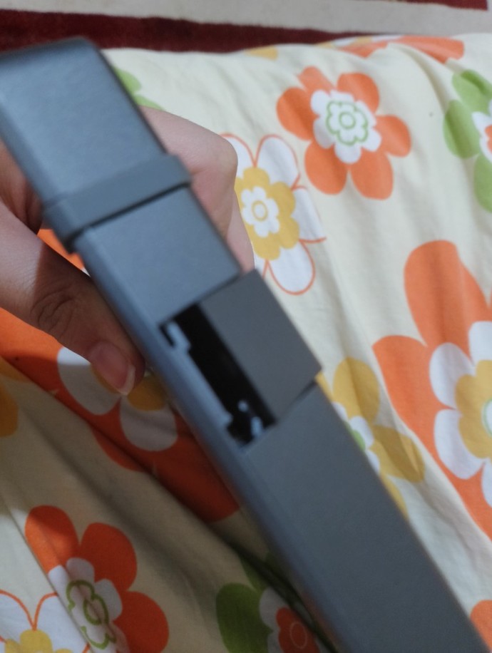 Laptop menteşesi kırıldı bir sorun olur mu?