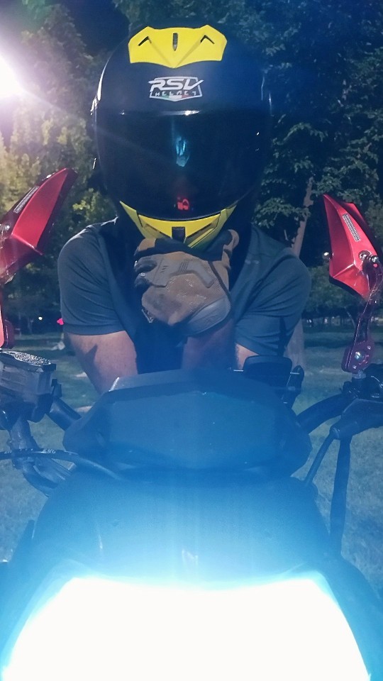 Sizce Motosiklet mi Araba mı?