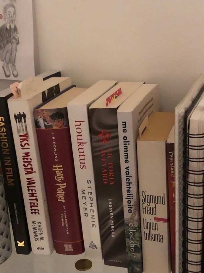 Ne tür kitaplar okumaktan hoşlanırsınız, kesinlikle okunmalı dediğiniz kitaplar neler?