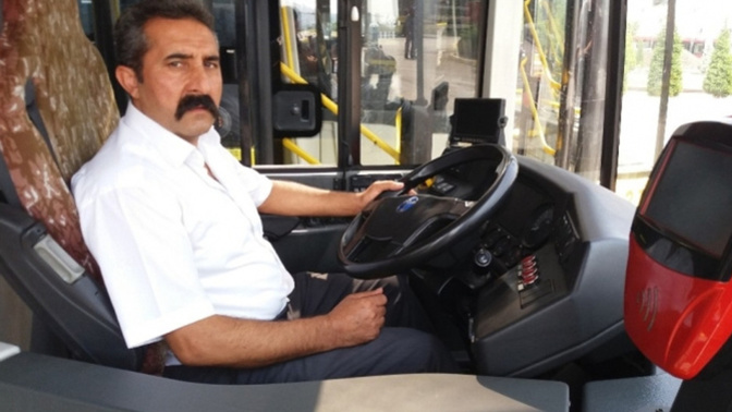Antalya'da 20 bin TL maaşla otobüs şoförü ilanı verildi, başvurular yetersiz kaldı! İnsanlar şoförlük yapmak istemiyor mu?