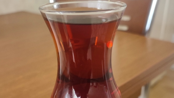 Bu sıcaklarda çay içebiliyor musunuz?