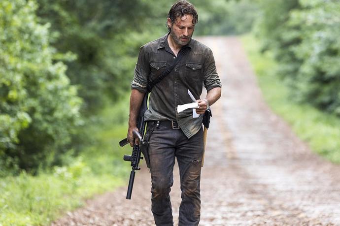 TWD izleyince kendini Rick Grimes gibi hisseden var mı?