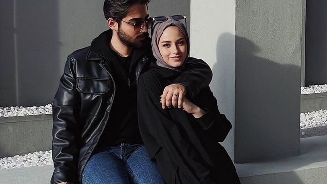 Seven insan kıskanır, kısıtlar mı?