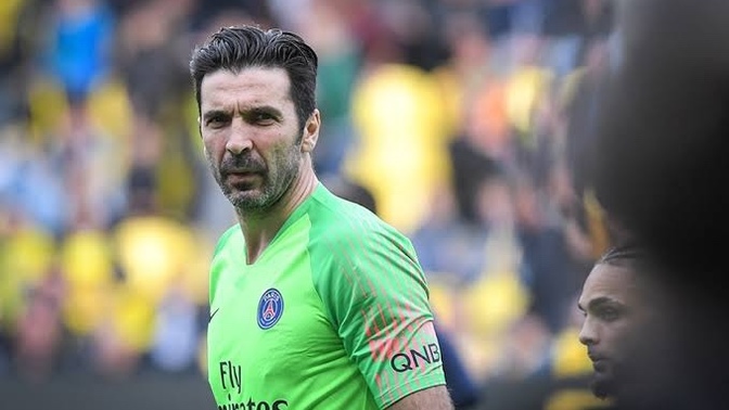 Efsane kaleci Buffon futbolu bıraktı! Buffon için ne söylemek istersiniz?