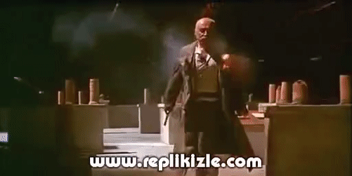 Hayatta kendinizi başrol mü hissediyorsunuz yoksa konuk oyuncu mu?