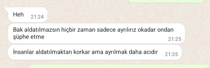 Sizce ayrılık ona acı verdiği için mi her yerden engelledi?