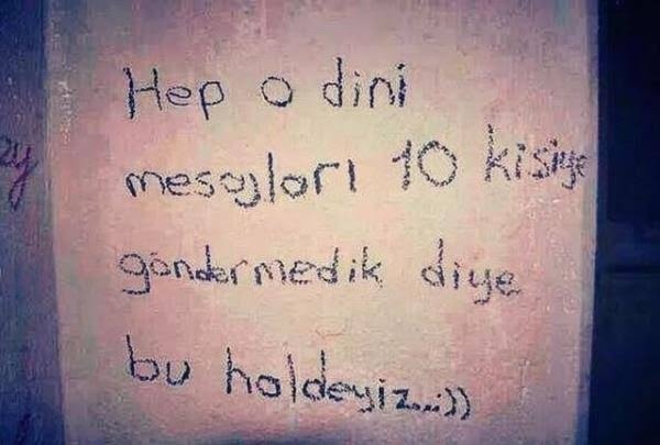 O mesajları ne için 10 kişiye göndermeliydik😂😂?
