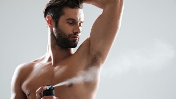 Kızlar erkek parfüm/deodorantı kullanabilir mi?