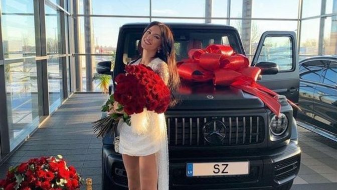 Sevgilinizin size pahalı hediyeler alması sizi rahatsız eder mi?