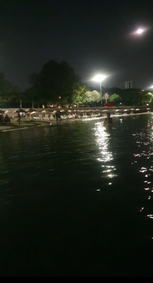 Bu saatte ne yapıyorsunuz, neden uyumadınız?