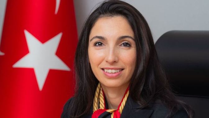 Merkez Bankasında çalışan erkekler başkan hakkında ne düşünüyorlardır?