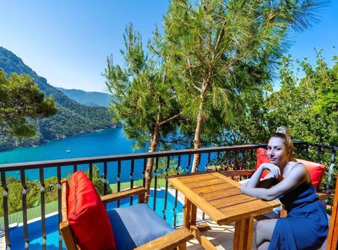 Photoshop yapabilen var mı?