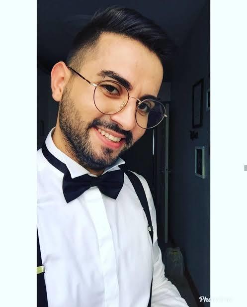 Aşağıdaki ünlülerden biri ile tatile gideceksiniz hangisini tercih edersiniz?