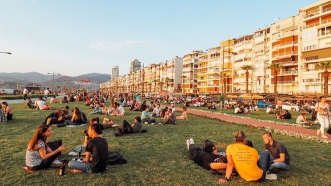 İzmir'de bir öğrencinin günlük gideri ne civarda, asıl öğrenci şehri hangisi sizce?